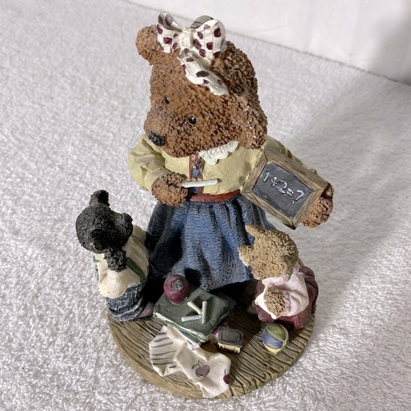 Vintage Charming Teacher Bear Figurine Collectible - Picture 9 of 12